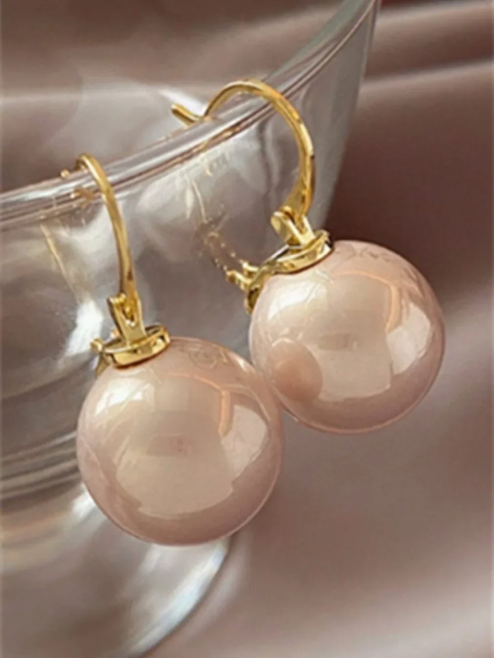 Gold Tone Snap Hoop Earrings Large Glossy Pink Round Bead Dangle Everyday Jewelr